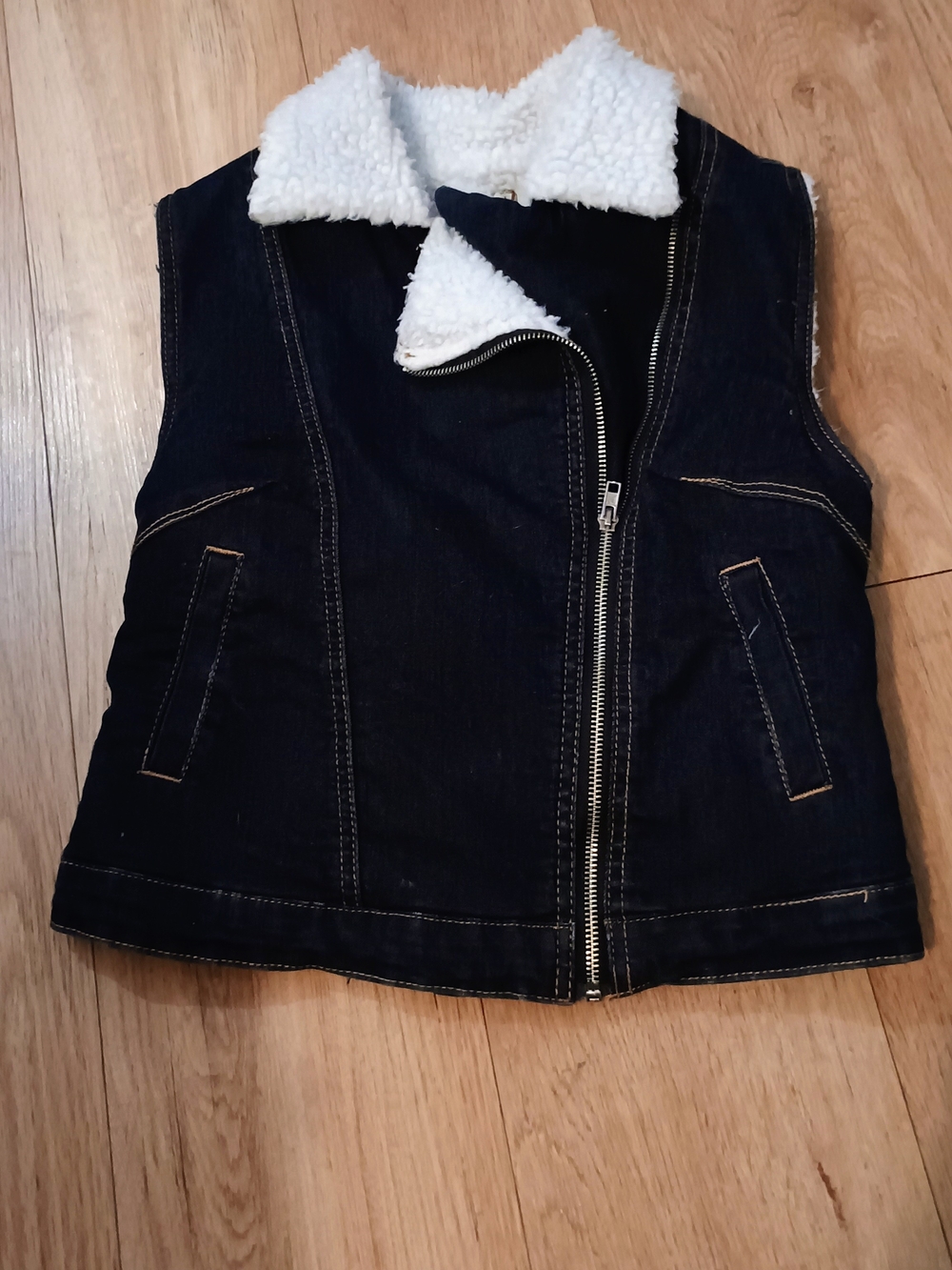 Women's Denim Vest with White Sherpa Collar